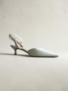Cellenz Women’s White Pointed-Toe Ankle-Strap Kitten Heels New 9.5